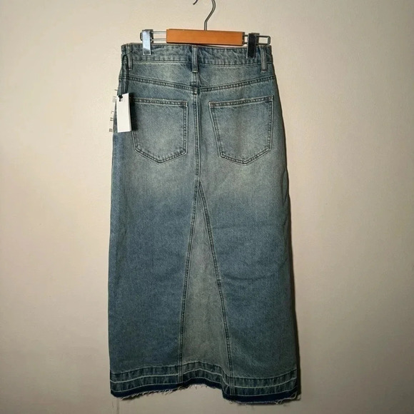 NWT  URBAN OUTFITTERS DENIM MAXI SKIRT with high slit S - Picture 7 of 7